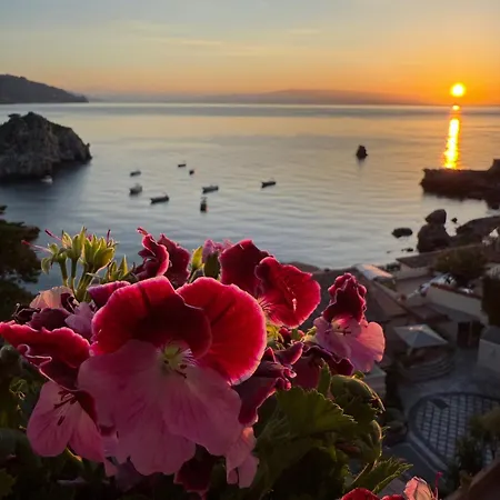 Paradise By The Sea Apartament